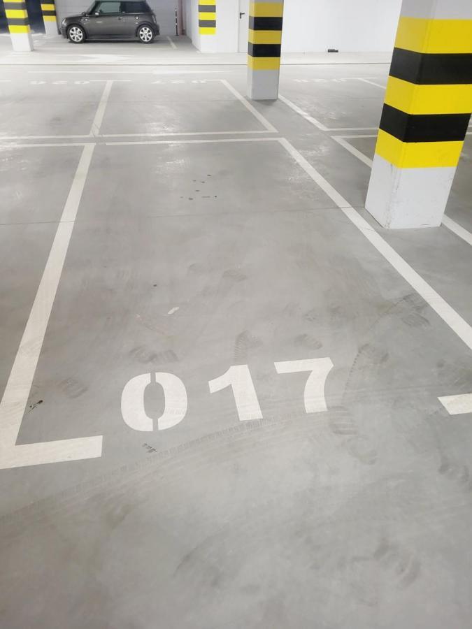 Apartwro 8Th - City Square, Railway Station 弗罗茨瓦夫 外观 照片